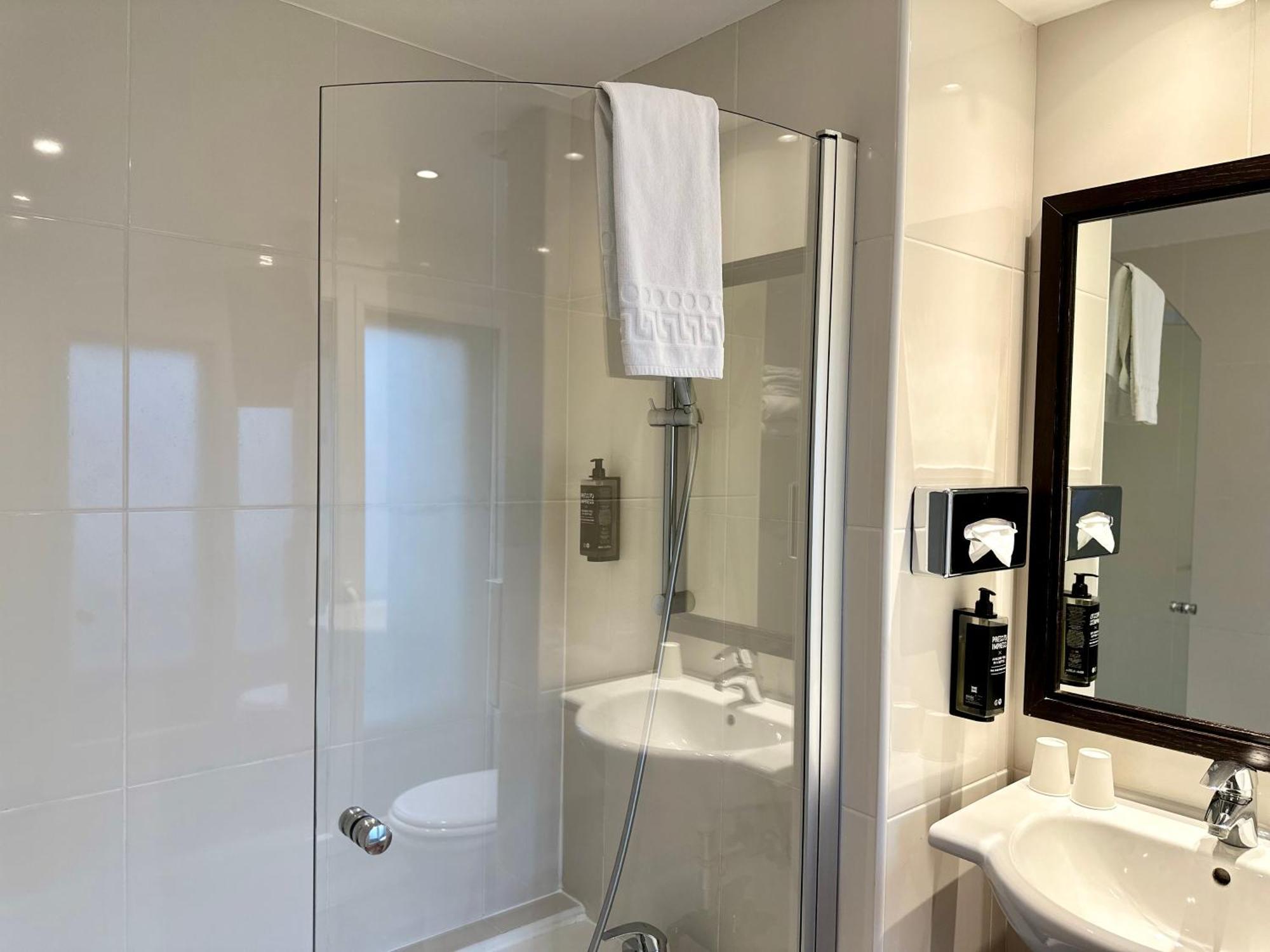 Hotel ibis Styles Metz Centre Gare Exterior foto